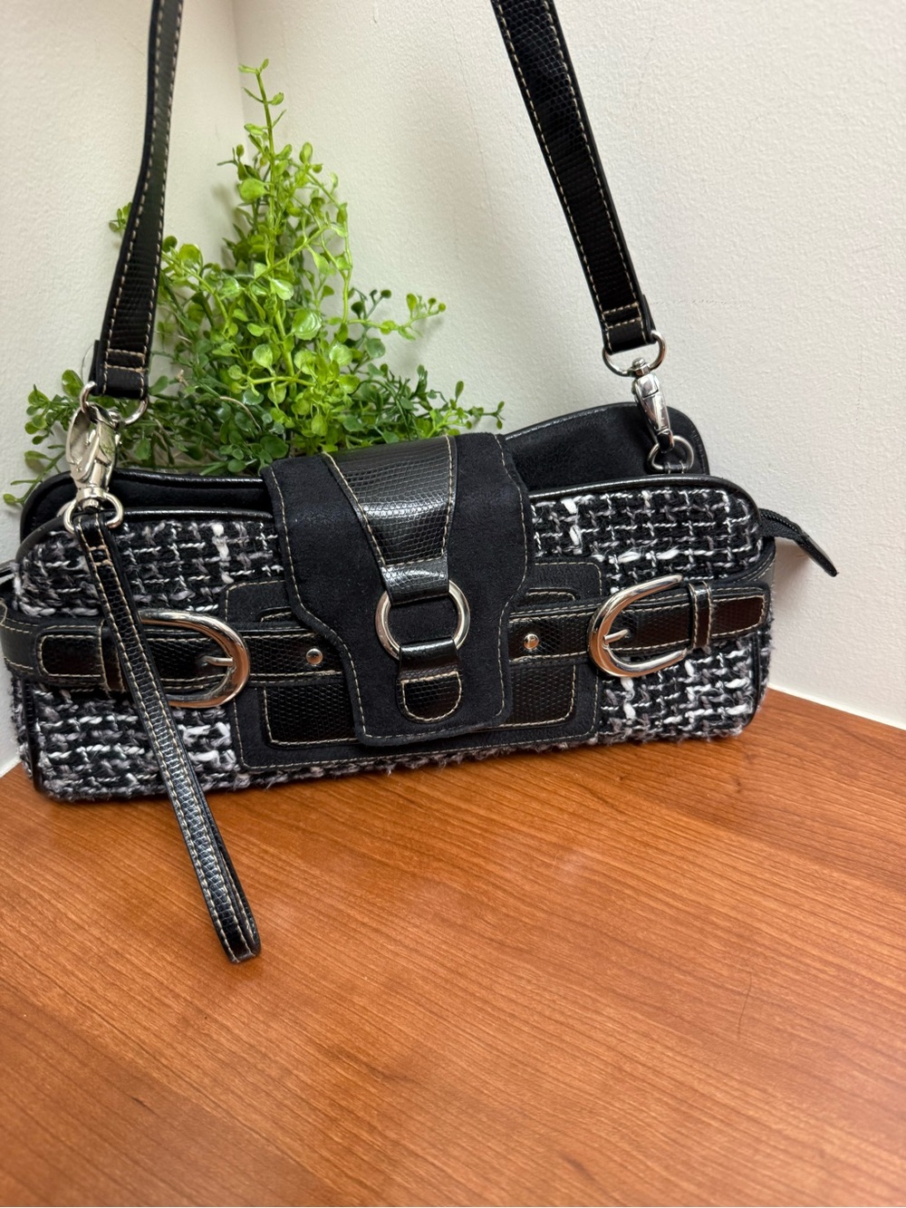 Worthington VTG Black & White Tweed Shoulder Bag - Stylish Women’s Handbag EUC - Picture 3 of 10